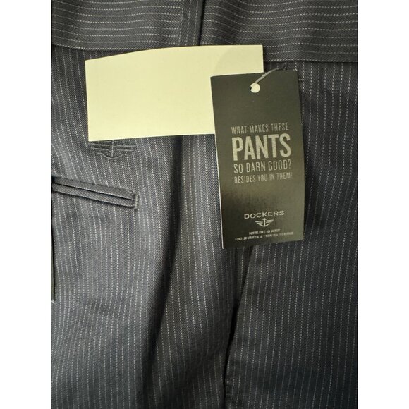 Dockers Men's Never-Iron Essential Navy blue Khaki Pants Straight Fit D2 Flat Fr - Picture 9 of 9